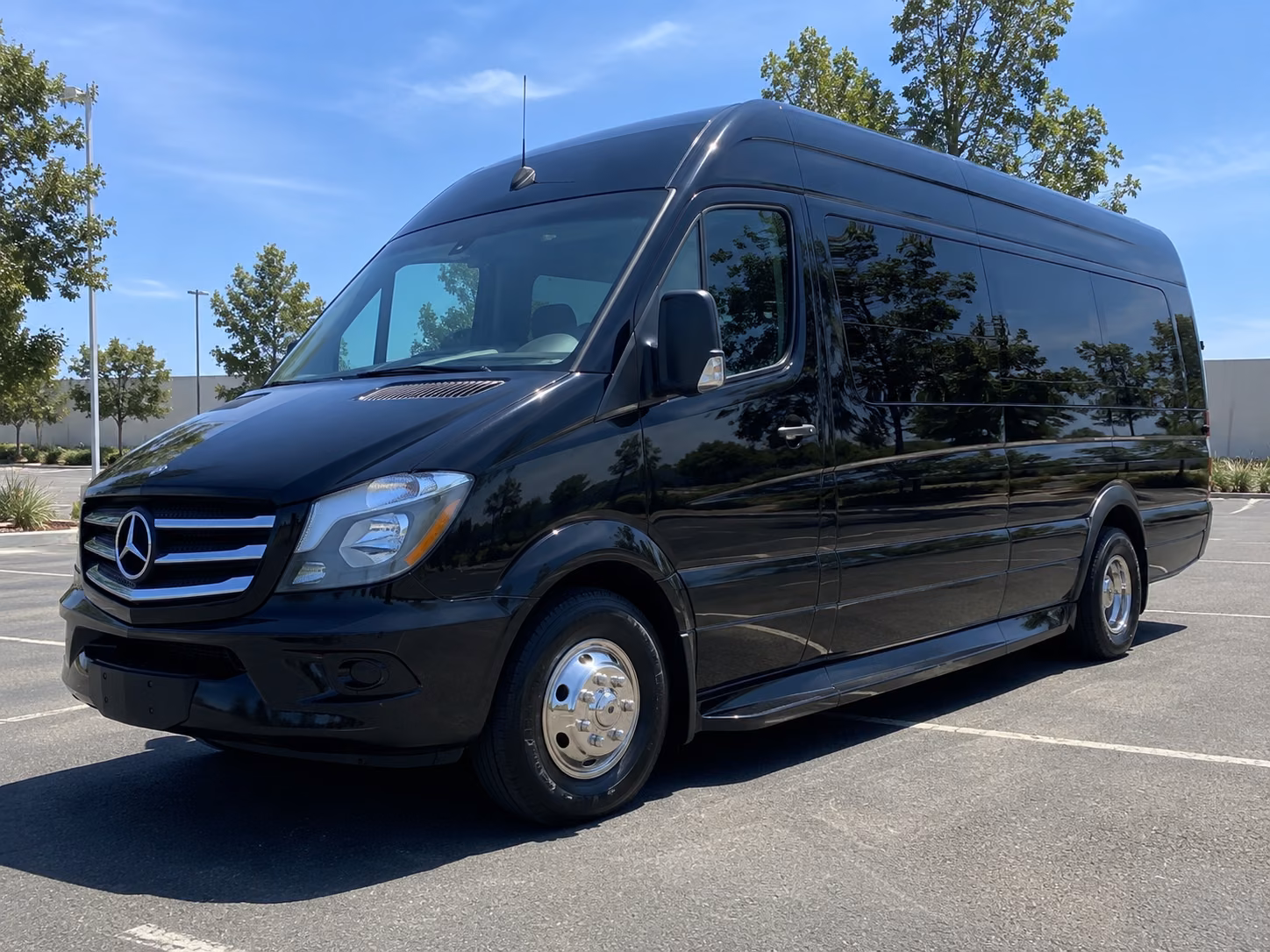 find the perfect transportation for your next corporate event 4